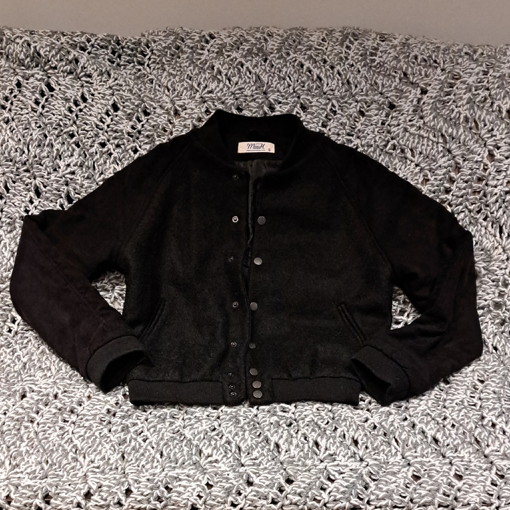 261 - 🖤✨ Soft Noir Varsity Jacket | Effortless Cool Girl Layer ✨🖤